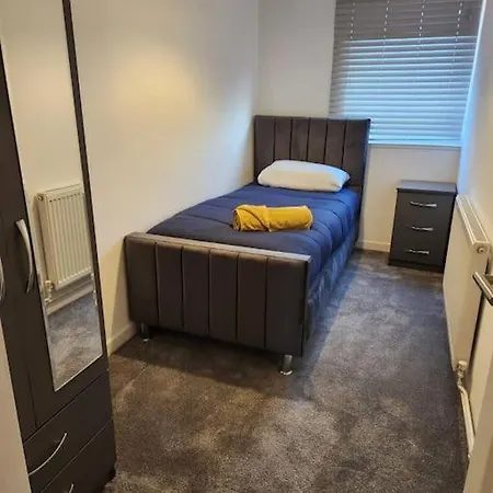 3 Bedroom House - City Centre Birmingham Exterior photo