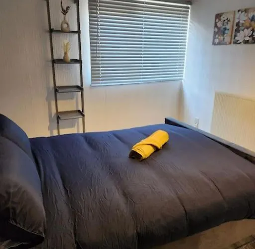 3 Bedroom House - City Centre